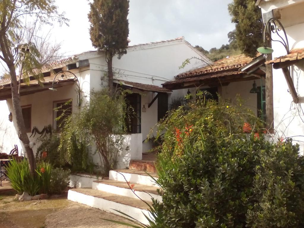 Gasthaus Cortijo El Berrocal Cazalla de la Sierra Exterior foto